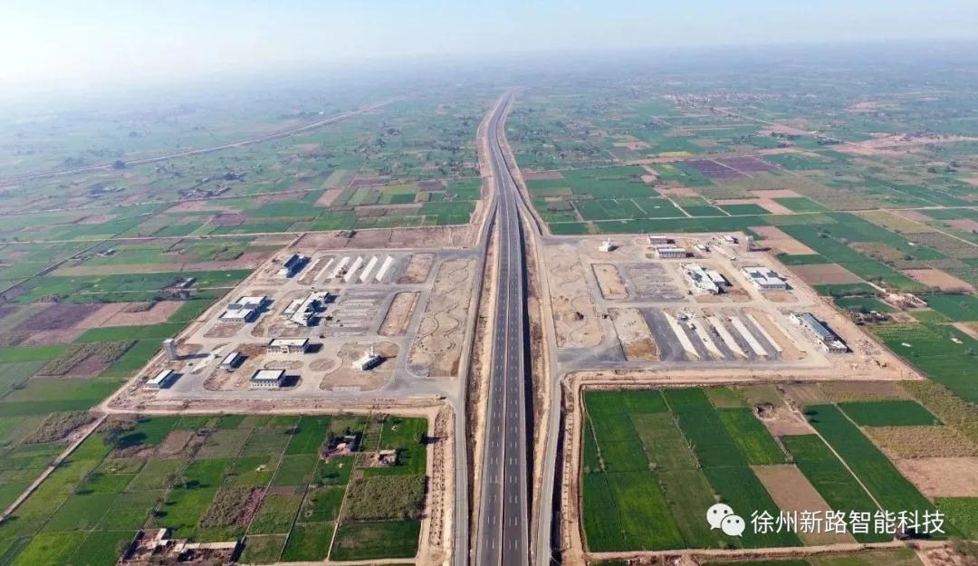 新路科技滑模機(jī)攻堅(jiān)克難創(chuàng)佳績，中鐵二十局海外工程再獲好評(píng)！
